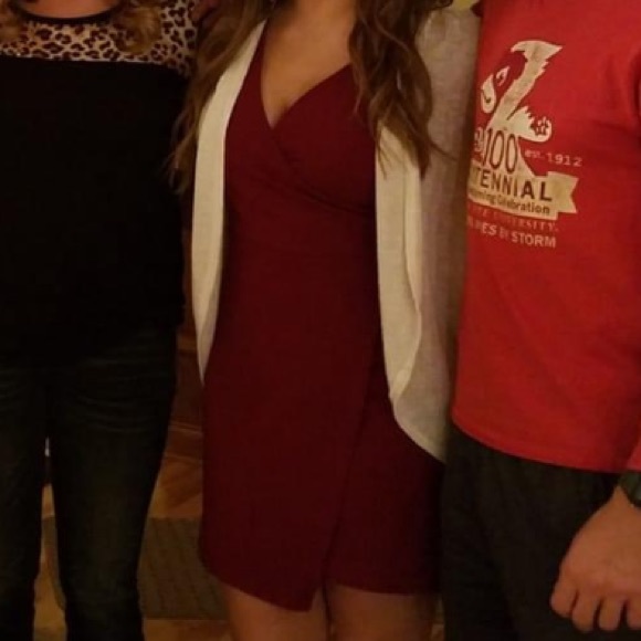 Women’s Short Sleeved Maroon Front Knot Tie Semi Formal Dress - Picture 5 of 5